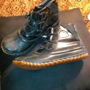 Sorel rain boots